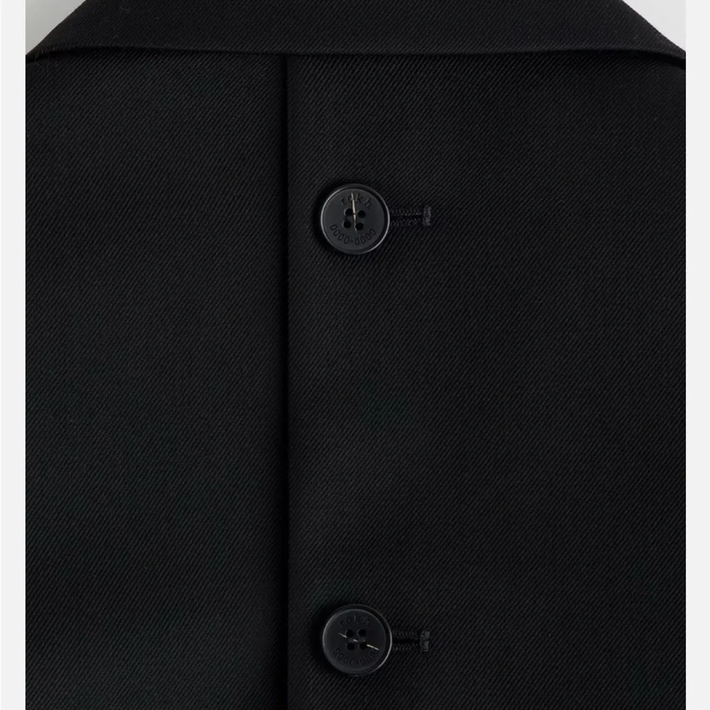 Industrial Chic Black Belted Blazer - Picture 6 of 9